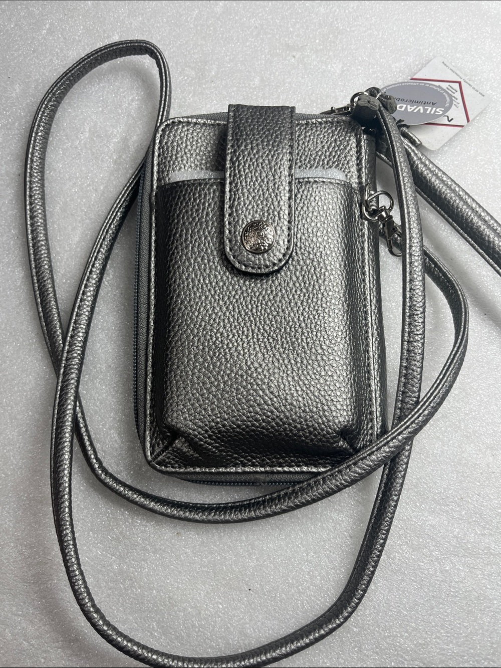 Mundi Jacqui Cell Phone Wallet NEW